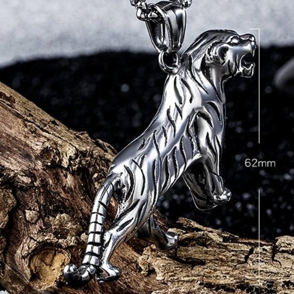 Silver Roaring Tiger Pendant with Chain - Picture 3 of 5